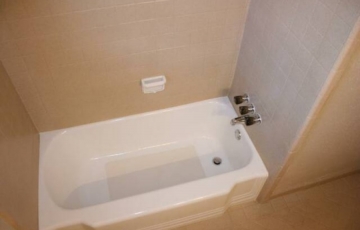 Bathtub Refinishing