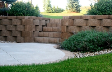 Hynek Landscaping